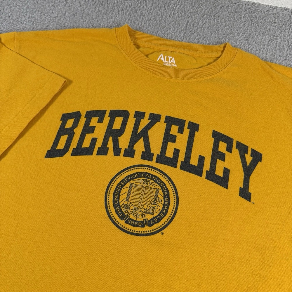 Alta Gracia University‎ of California Berkeley Tshirt Mens XLarge Yellow